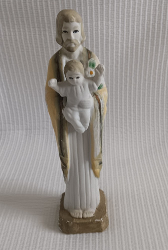 Porcelain ceramic figurine - porcelain,